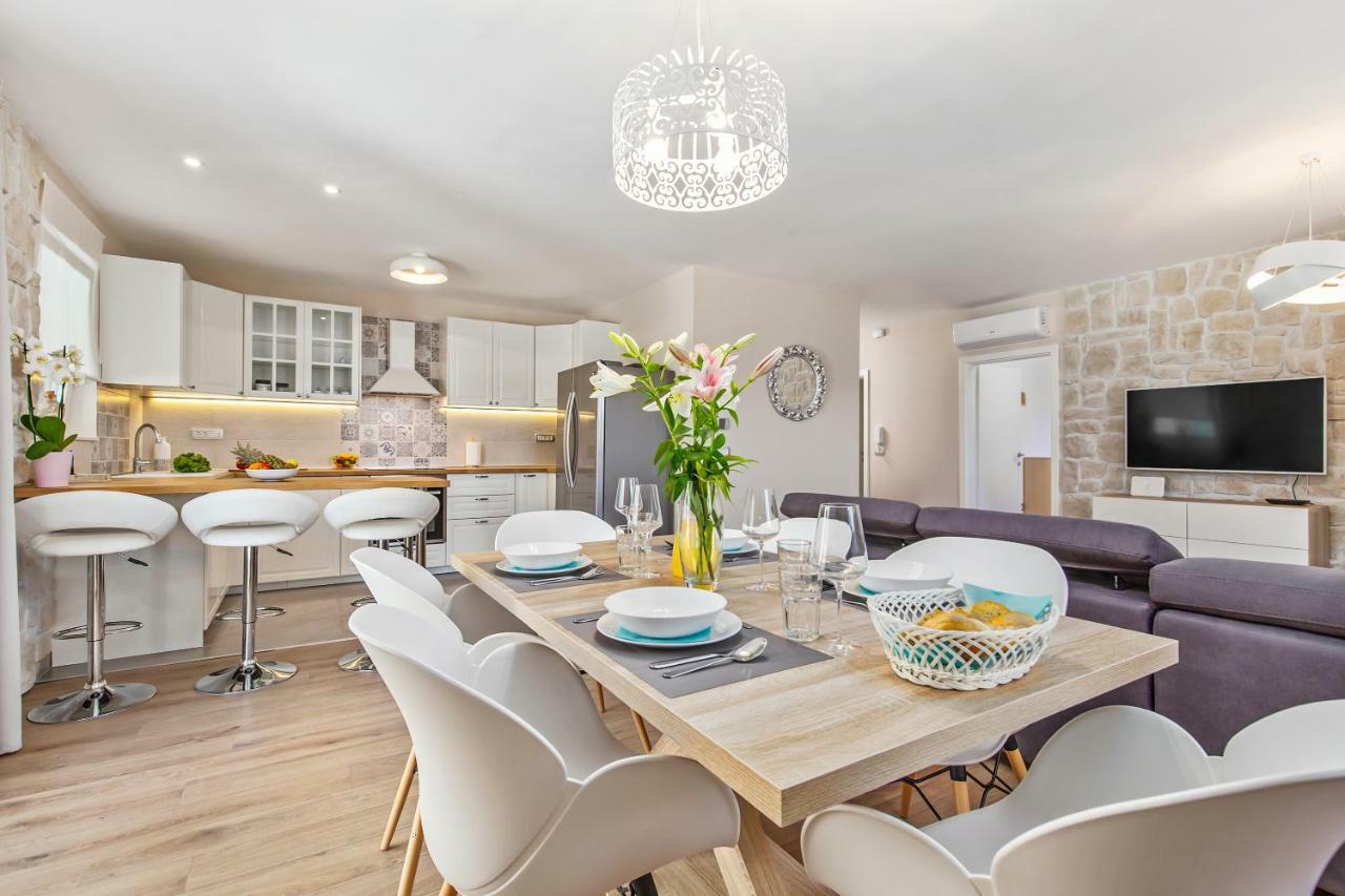 Apartment Niki โอปาติยา ภายนอก รูปภาพ
